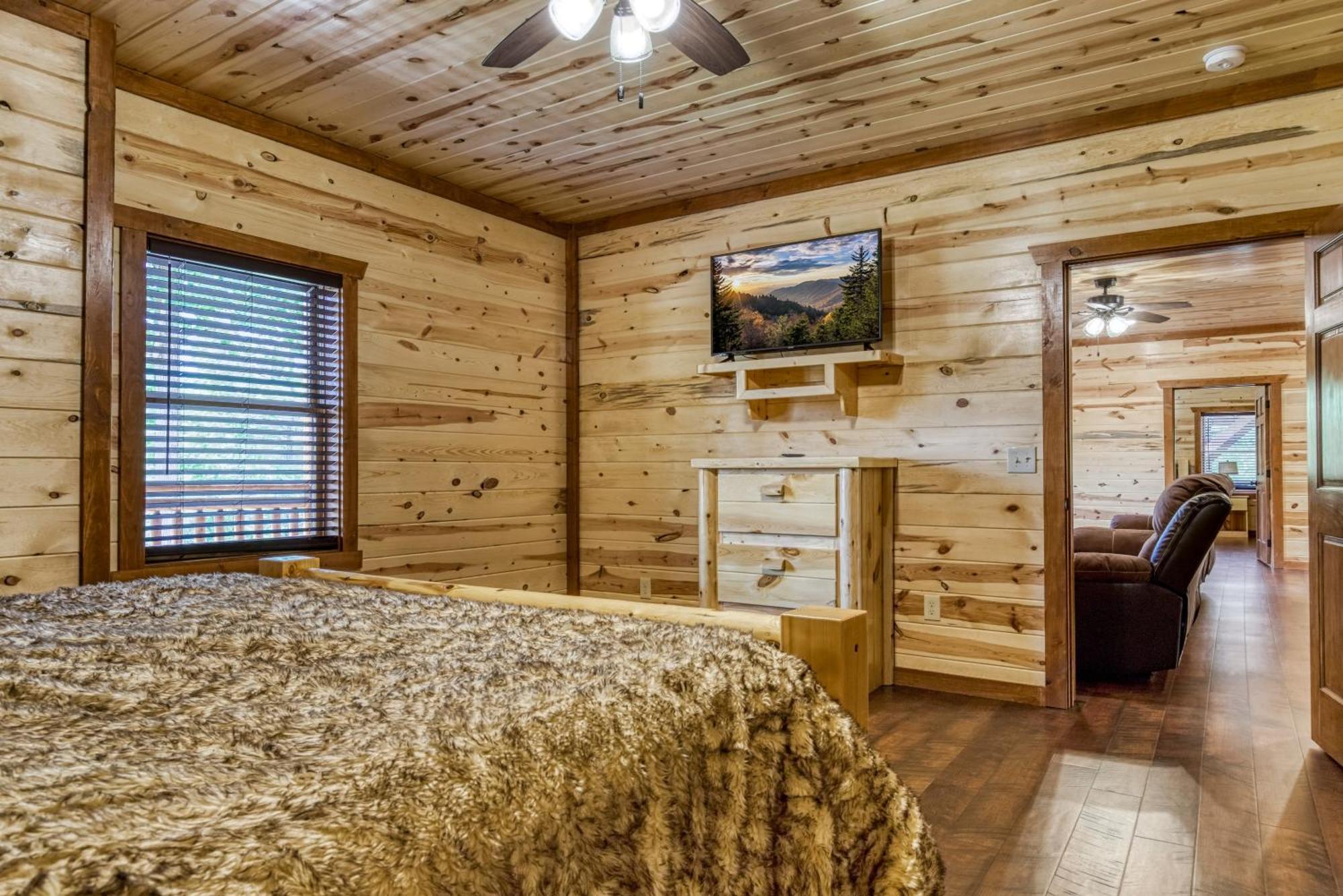 Majestic Splash- 8 Bedroom, Indoor Pool, Hot Tub, 1089 Free Tickets Each Paid Day, Dollywood Севьервилл Экстерьер фото